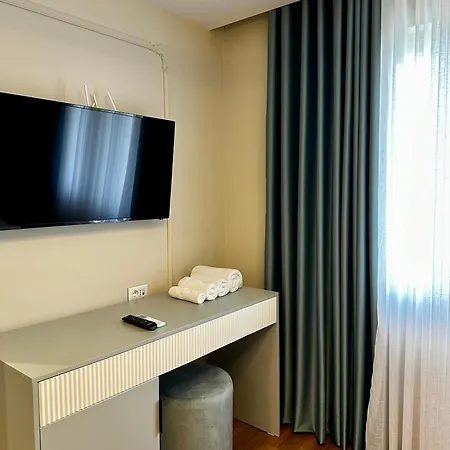 Hotel Sky View & Restaurant *