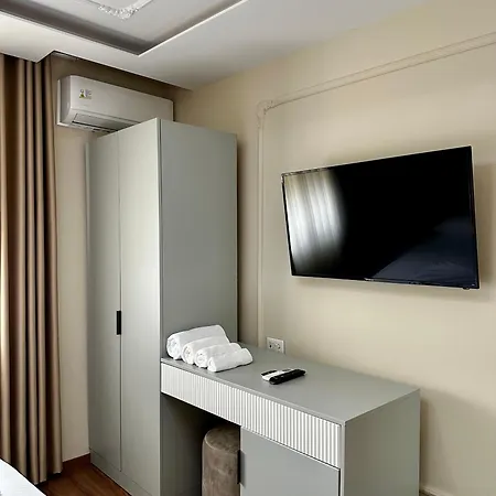 Sky View & Restaurant Hotel Kukes