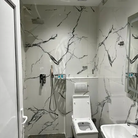 فندق Sky View & Restaurant Kukes